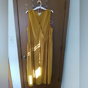 Ava & Viv Mustard Yellow Midi Dress